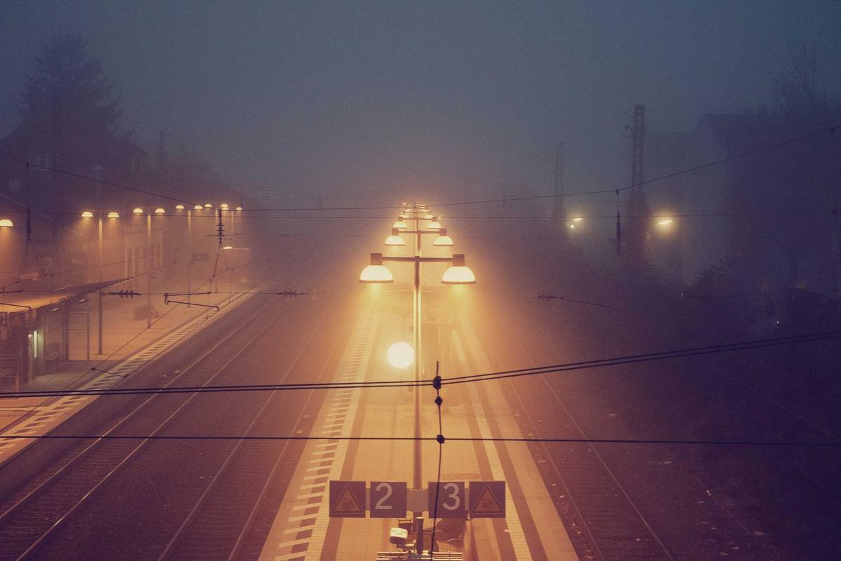 Saham Emas Apa Saja? Pengertian & Daftar Emitennya di BEI